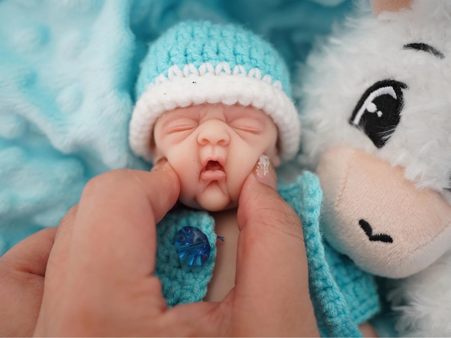 7" Micro Preemie Full Body Silicone Wronged bady Doll "Lucas" and "Lila"Lifelike Mini Reborn Doll Surprice Children Anti-Stress