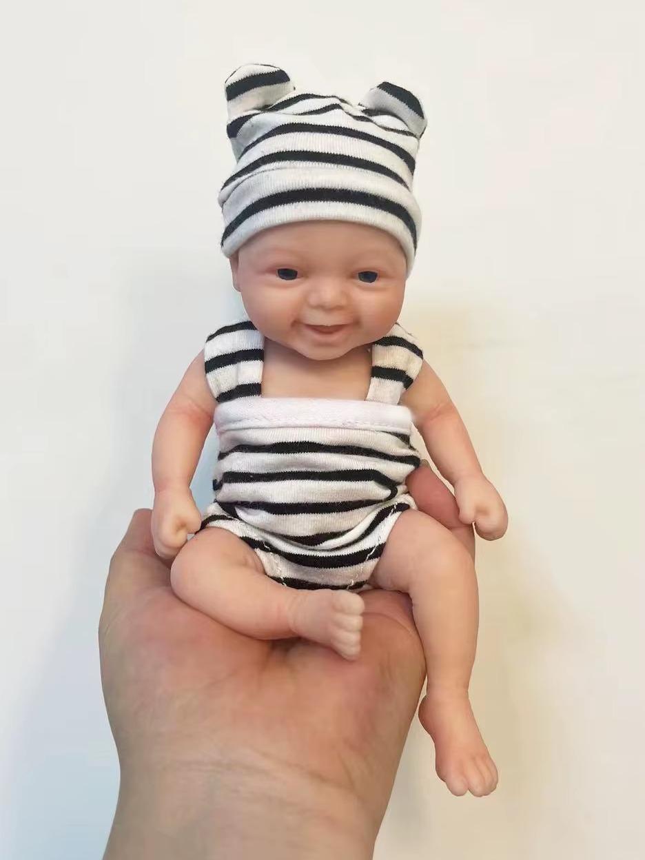 7" Boy Micro Preemie Full Body Silicone Smile Baby Doll "Noah" Lifelike Mini Reborn Doll Surprice Children Anti-Stress